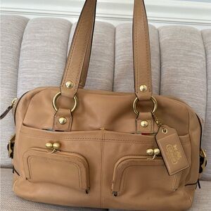 RARE Coach Bleecker St Beige Leather Shoulder Bag Double Kiss Locks 11257 Ellie